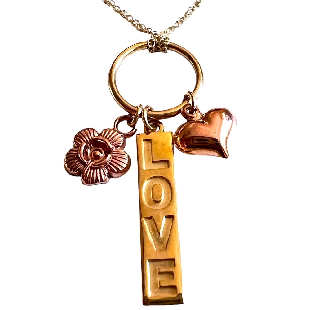 10KT gold 19”chain “LOVE” heart flower PN by simply gold